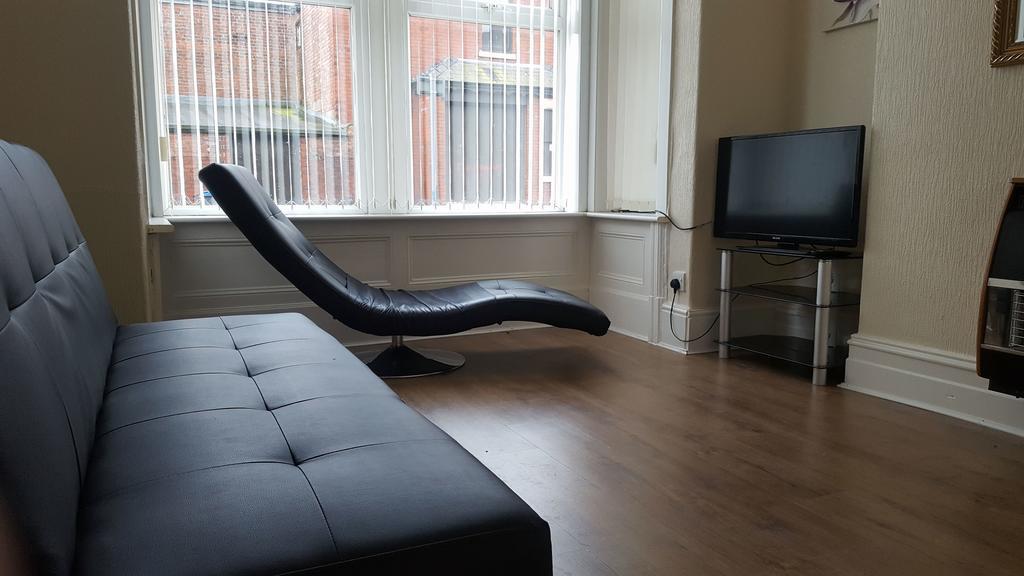 Villa Charles Street à Blackpool Extérieur photo
